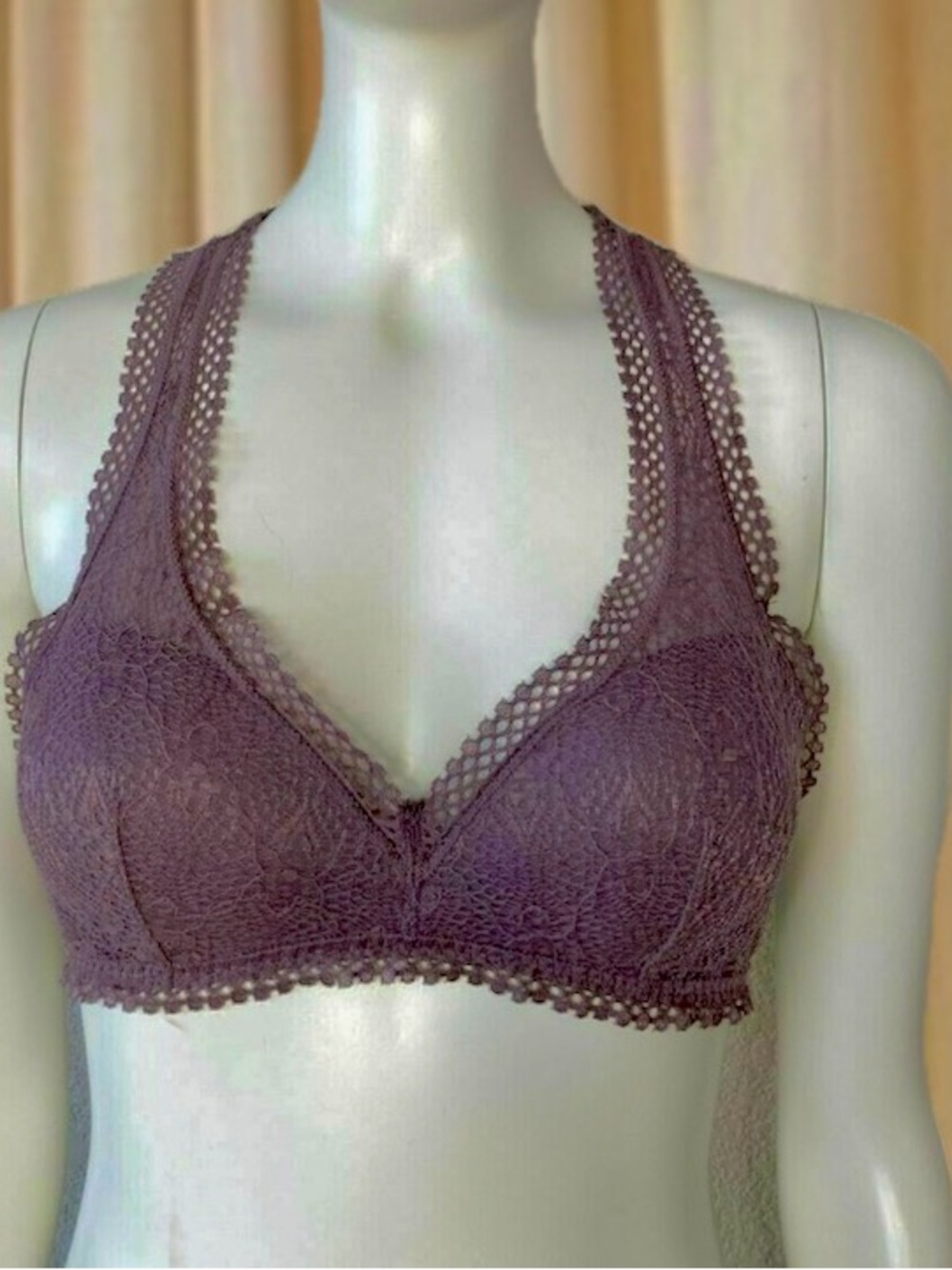 Victoria’s Secret Padded Racerback Purple Lace Overlay Bralette Bra Top Sz L‎